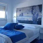 La Madegra Seasuite 3*