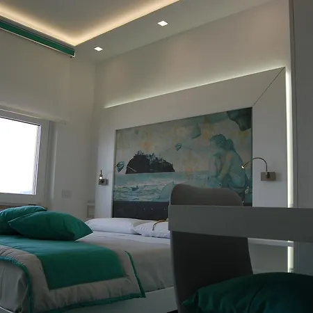 拉玛德格拉喜素旅馆 萨莱诺