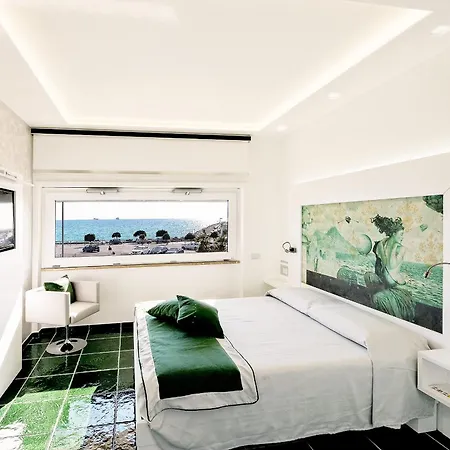 招待所 拉玛德格拉喜素旅馆 萨莱诺