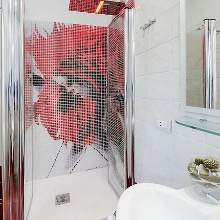 La Madegra Seasuite 4*