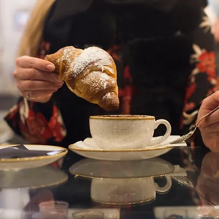 ラ マデグラ シースイート ゲストハウス