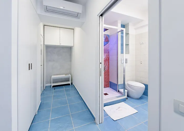 ゲストハウス ラ マデグラ シースイート