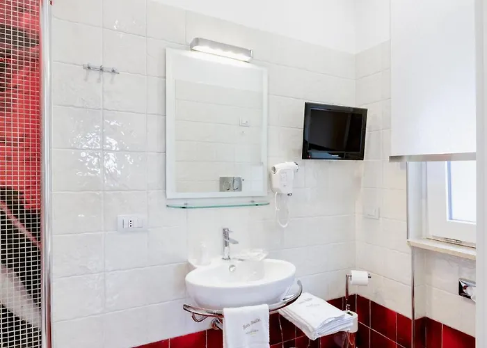 Гостевой дом La Madegra Seasuite